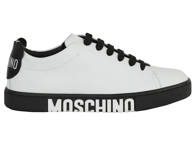 Moschino logo discount leather sneakers