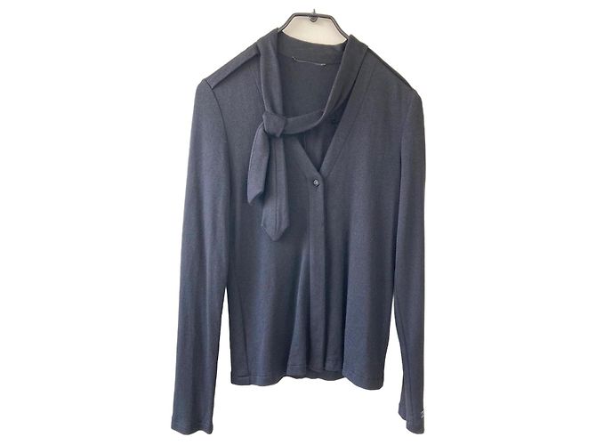 Chanel Strickjacke mit Krawattenkragen aus Kaschmir und Seide Dunkelblau