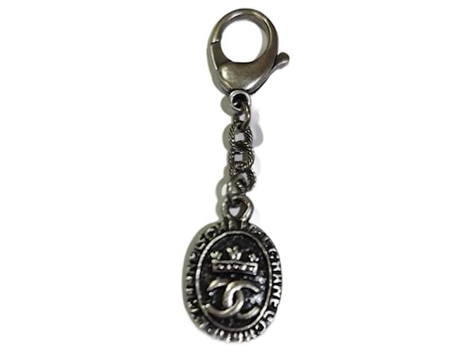Cambon Key ring or bag charm by Maison CHANEL for the Metiers d'art Le Château des Dames Silvery Steel  ref.738236