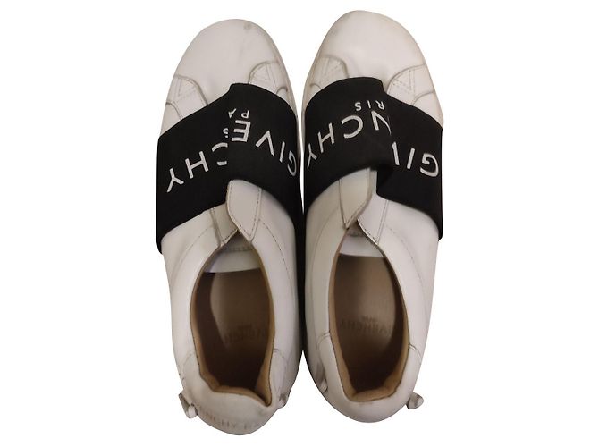 Baskets Givenchy en cuir blanc 38