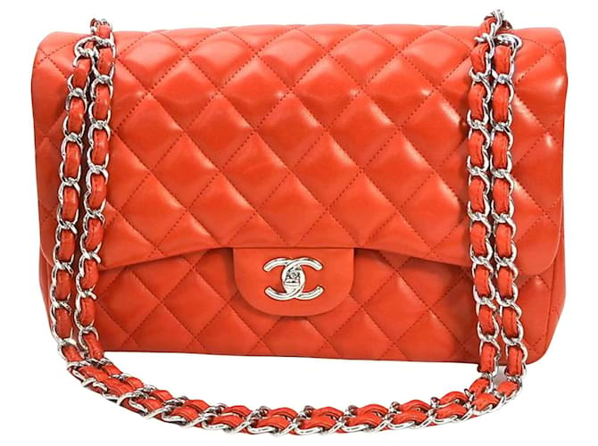 Chanel Timeless Red Leather  ref.742390