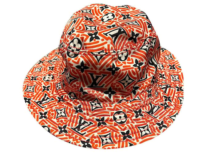 Louis Vuitton 20Casquette de pêcheur réversible AW LV Crafty Bucket Hat rouge moyen Soie Polyester  ref.743146