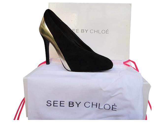 See By Chloé p pumps 37 New condition Black Golden Leather Deerskin  ref.743542