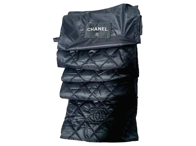 Chanel Chanel Negro Poliamida  ref.747132