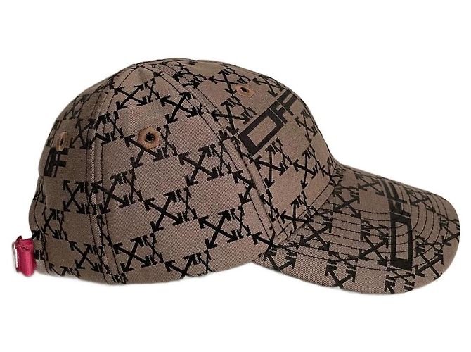 Off White cappelli
