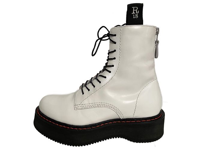 Botines R13 de charol blanco