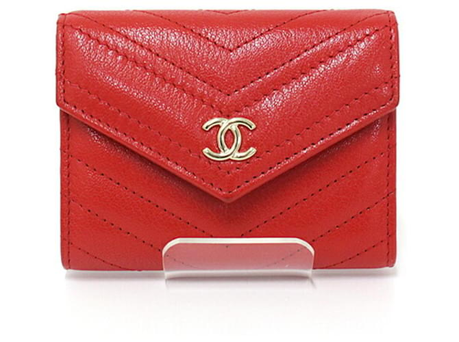 Chanel Cuir Rouge  ref.747829