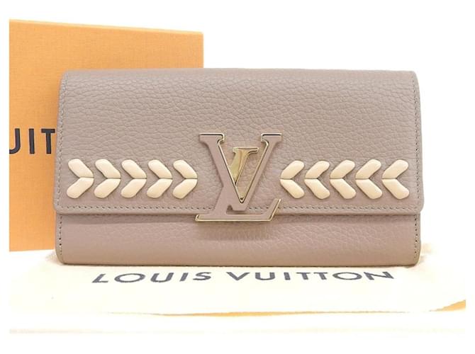 Louis Vuitton Capucines Braun Leder  ref.748518