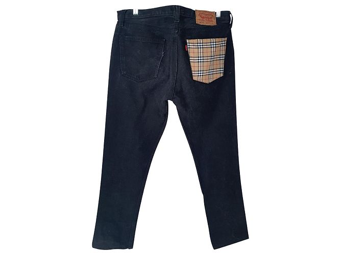 Levi's 501 Jeans mit Burberry Print schwarz Mehrfarben