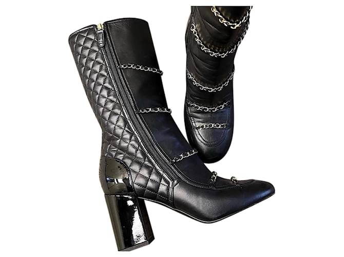 Chanel black leather quilted chain mid-calf boots EU 41C  ref.749925