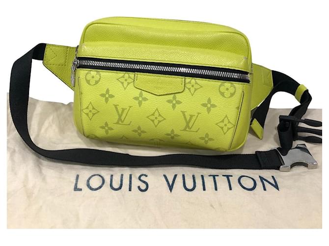 Louis Vuitton Pouch Yellow Leather  ref.752031