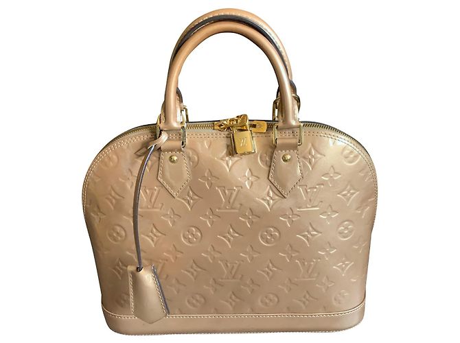Bolso Louis Vuitton Alma PM de charol