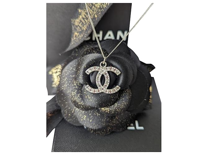 Chanel CC B12A logo classic square crystal necklace in SHW box receipt Silvery Metal  ref.752216