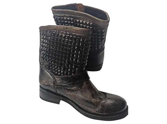 Ash Cloutees botas de couro com tachas preto bronze