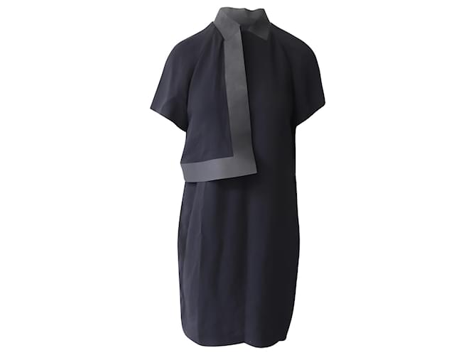 Alexander Wang Kleid mit Schulterklappen aus schwarzer Viskose Zellulosefaser  ref.755640