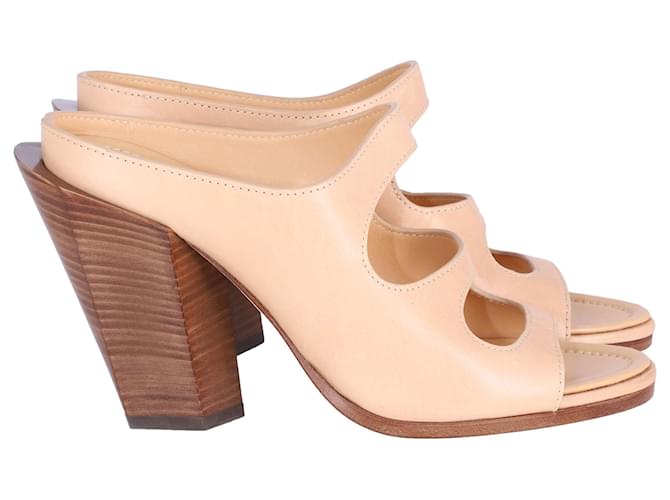 Burberry Cut Out Wooden Heels in Nude Leather Flesh  ref.755923