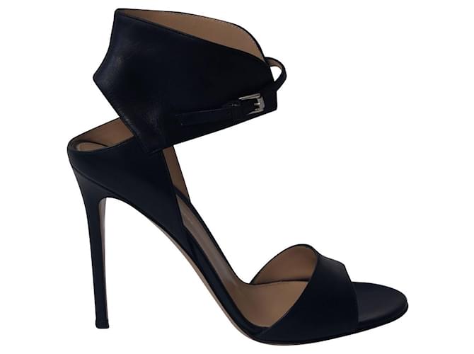 Gianvito Rossi Ankle Strap Sandals in Black Leather  ref.756017