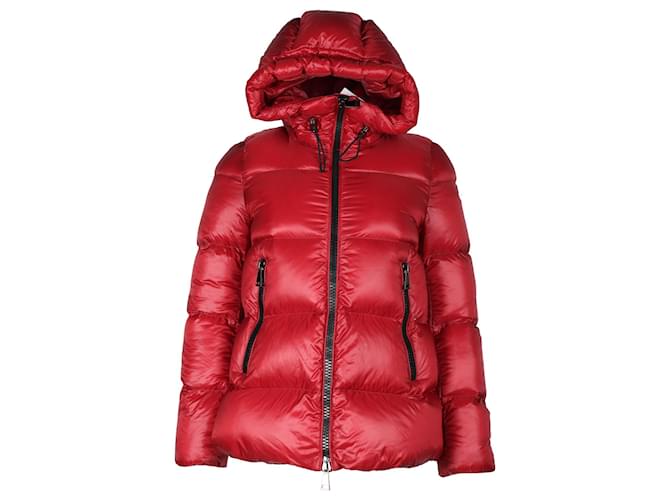 Moncler Classic Padded Down Jacket in Red Polyamide  Nylon  ref.756163