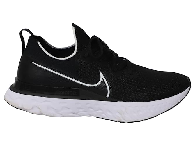 Nike React Infinity Run Flyknit 2 en caoutchouc noir et blanc  ref.756181