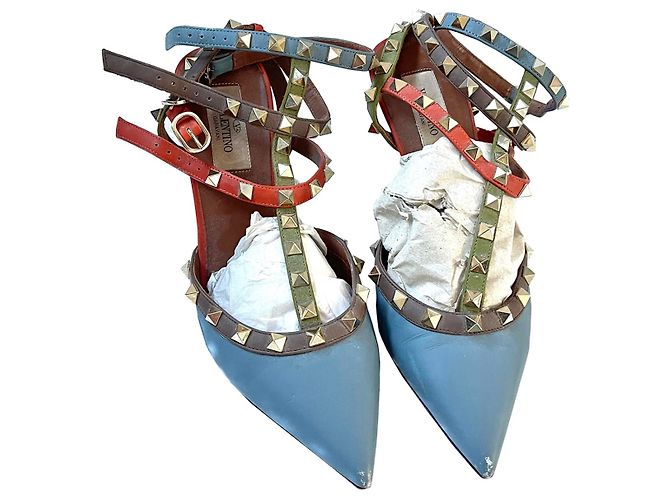 Valentino Rockstud