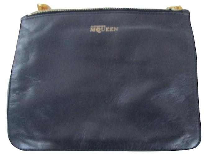 Alexander Mcqueen lined navy leather pouch. Navy blue  ref.757794