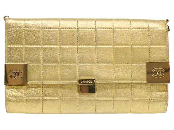 Chanel Chocolate bar Golden Leather  ref.759366