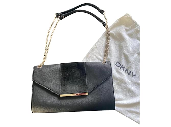 Dkny Handbags Black Leather  ref.760525
