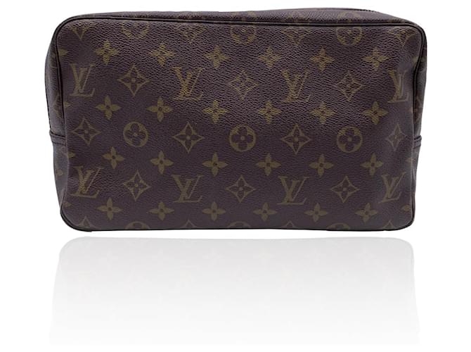 Louis Vuitton Brown Monogram Canvas Toiletry 28 Cosmetic bag Cloth