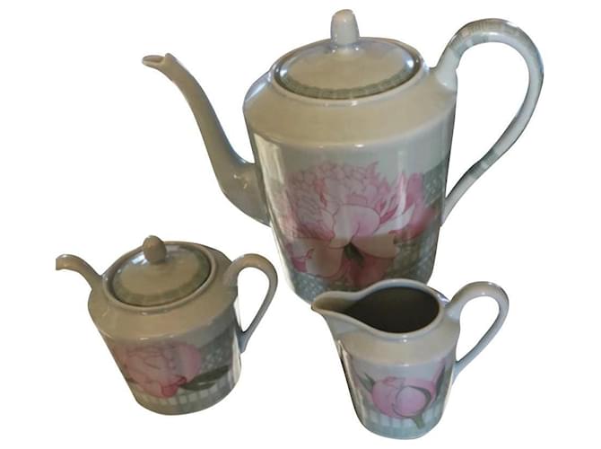 Hermès Les Pivones Tea Pot Milk Pot Sugar Bowl Pink White Green Ceramic  ref.761027