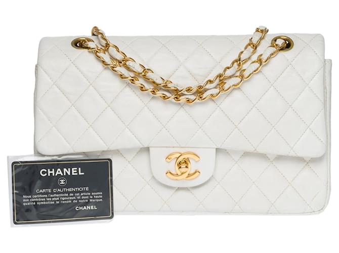 Classique Superbe Sac à main Chanel Timeless Medium 25cm à double rabat en cuir d'agneau matelassé blanc  ref.763655