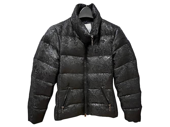 Moncler Coats, Outerwear Black Polyester  ref.763919