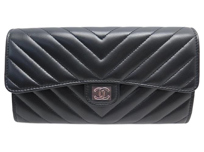 NEW CHANEL TIMELESS LOGO CC WALLET BLACK LEATHER CHEVRONS LONG WALLET  ref.764997