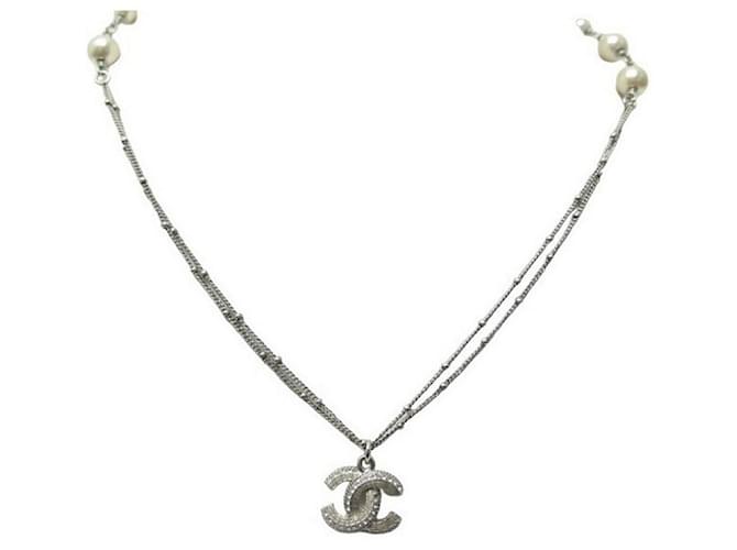 CHANEL PENDANT NECKLACE LOGO CC STRASS & SILVER METAL PEARLS NECKLACE Silvery  ref.765029