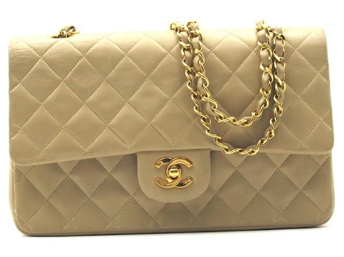 Classique Chanel Timeless Cuir Beige  ref.765342