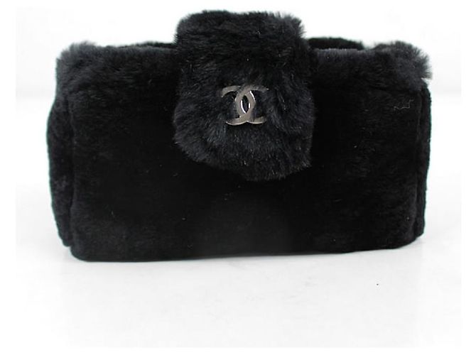 *Bolsa Chanel como nova linda preta Preto