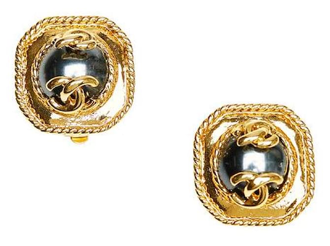 Chanel CC Ohrclips Golden Metall  ref.766181