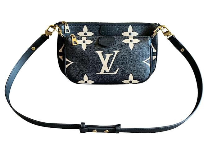 Louis Vuitton Sac Multi Pochette Accessoires Cuir Noir  ref.767322