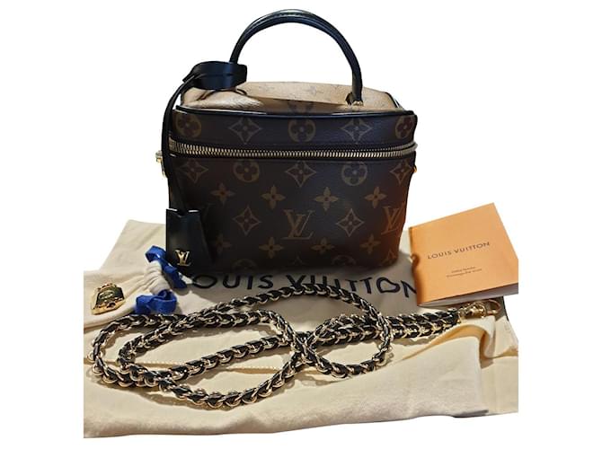 Vanity bag monogramma PM Louis Vuitton Marrone Tela  ref.770667
