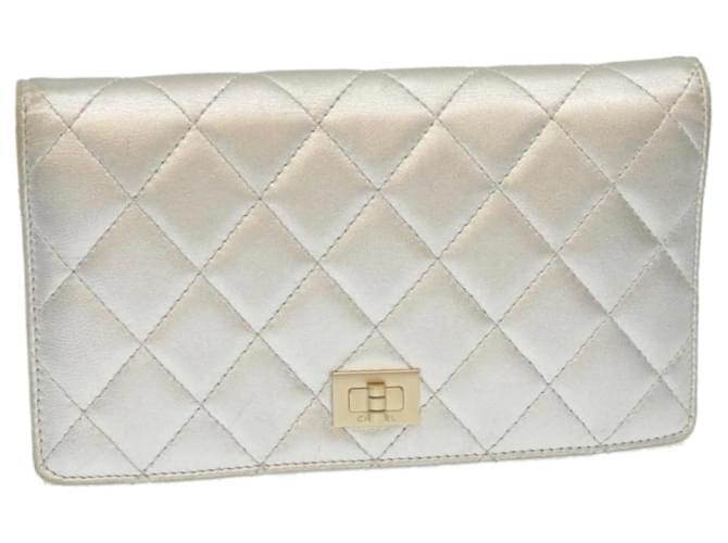 CHANEL Matelasse Long Wallet Lamb Skin Silver CC Auth 35118a Silvery Leather  ref.770896