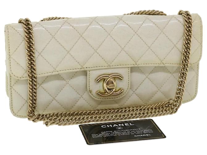 CHANEL Matelasse Chain Shoulder Bag Patent Leather White CC Auth bs3568  ref.771164