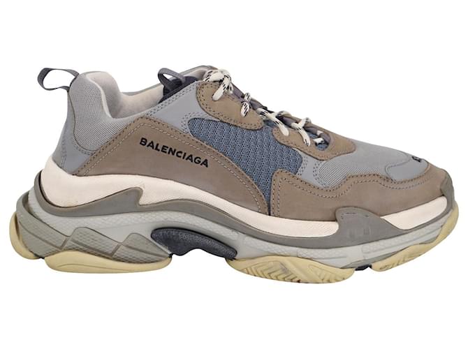Sneakers Balenciaga Triple S in poliuretano grigio Plastica  ref.773330