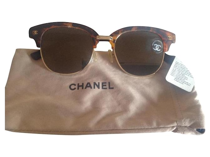 Chanel Lentes de sol Marrón oscuro Acrílico  ref.773776