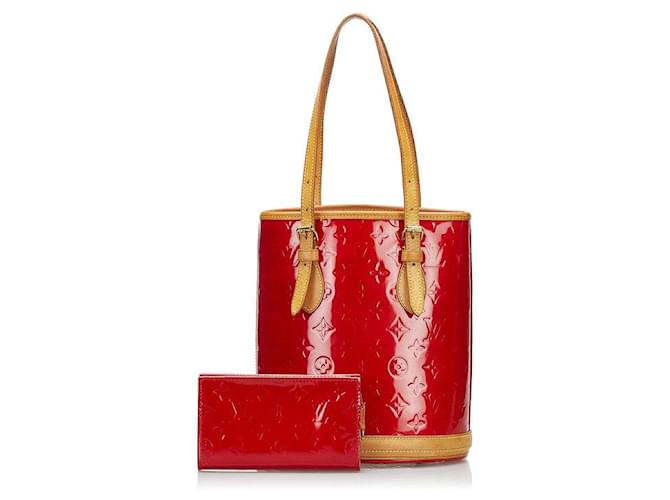 Bucket Louis Vuitton Monogram Vernis Seau PM avec pochette Rouge  ref.774581