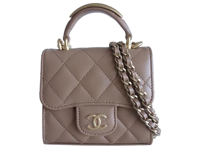 Timeless Mini bolsa Chanel clássica bege Couro  ref.776371