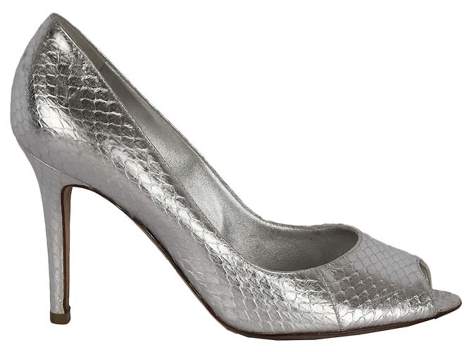 Tacones peeptoe plateados con efecto serpiente de Sergio Rossi Plata