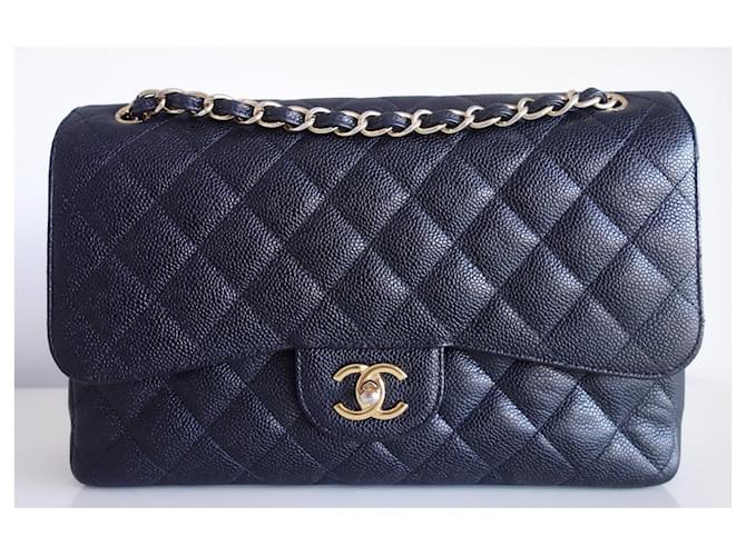 Timeless GM CLASSIC CHANEL BAG Black Leather  ref.776617