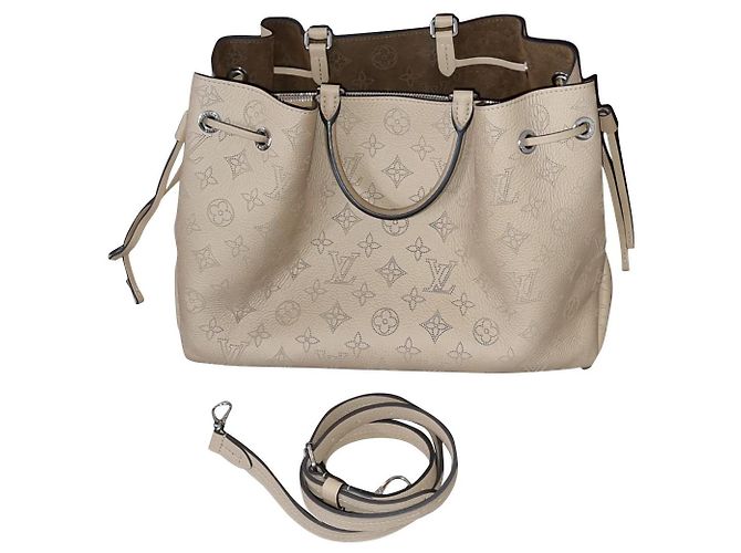 Louis Vuitton Bolsa Bella Tote Mahina Couro Eggshell Fora de branco