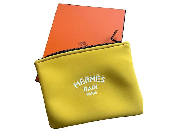 Pochette Hermès Bain neuve Synthétique Jaune  ref.777938