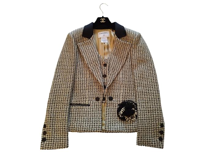 Giacca Chanel in tweed bianco e nero  ref.777992