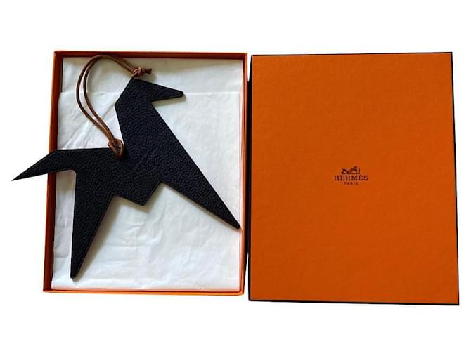 Hermès Modelo H Pequeno de Origami Preto Vermelho Couro  ref.778136